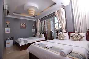 Pillar Hotel