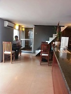 Pillar Hotel