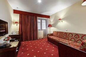 Club Hotel Korona