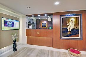Marigold- Newly Renovated Hotel