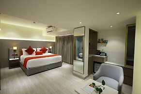 Marigold- Newly Renovated Hotel
