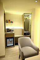 Marigold- Newly Renovated Hotel