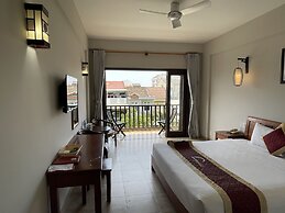 Sunshine Hoian Hotel