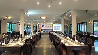 Hue Riverside Boutique Resort & Spa