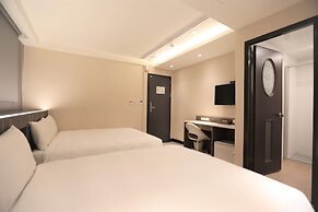Chair Man Hotel