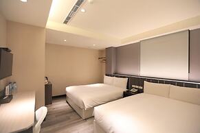 Chair Man Hotel