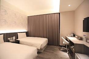 Chair Man Hotel