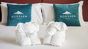 Bor Saen Pool Villa