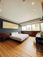 Hotel 6 - Ximen
