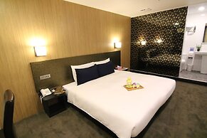 Hotel 6 - Wannien