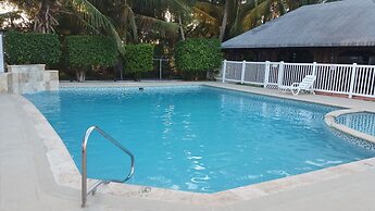 Combate Beach Resort