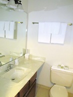 Heron's Landing Hotel