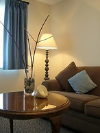 Heron's Landing Hotel