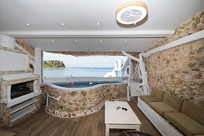 Pontikonisi Hotel - Adults only