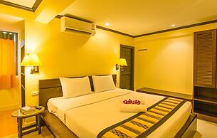 Krabi City Seaview Hotel