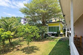 Phi Phi Chang Grand Resort & Spa