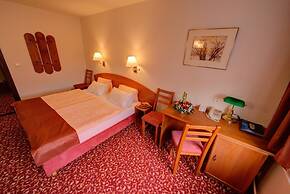 Park Hotel Pruhonice