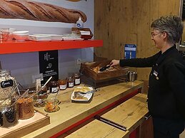 ibis Aurillac