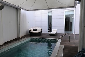 SRS Springs Hotel & Spa