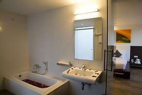 SRS Springs Hotel & Spa