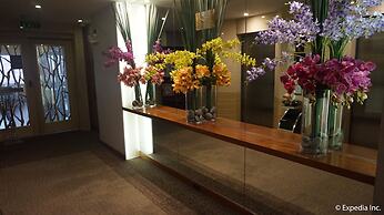 Ace Hotel & Suites