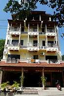 Amorn Mansion