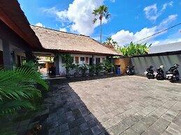 Balinea Holiday Home