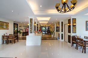 Tara Lake Hotel