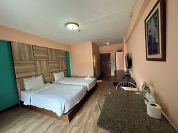 Tara Lake Hotel