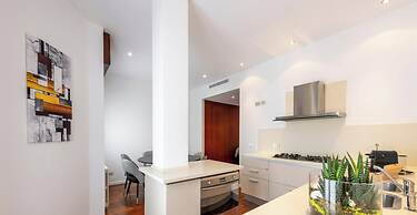 Milan Royal Suites & Luxury Apartments