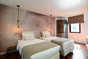 Benviar Tonson Residence