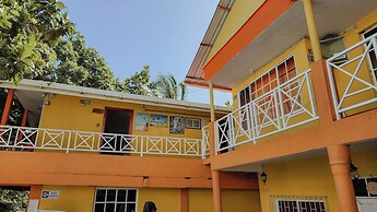 Dermas Inn