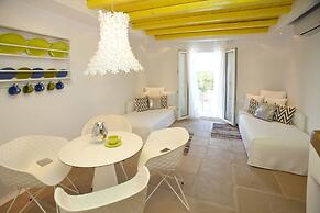 Golden Sun Hotel