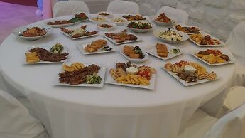 Golden Sun Hotel