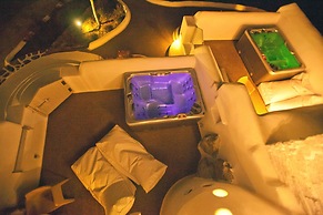 Golden Sun Hotel
