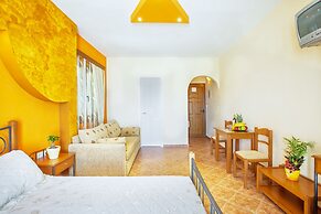 Golden Sun Hotel