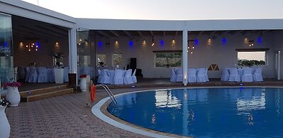 Golden Sun Hotel