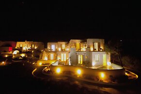 Golden Sun Hotel