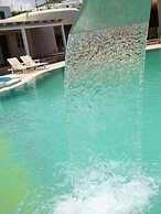 Golden Sun Hotel