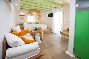 Golden Sun Hotel