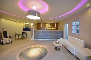 Golden Sun Hotel