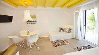 Golden Sun Hotel