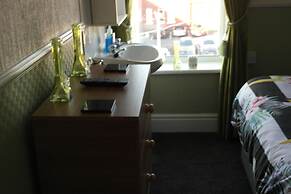 Delamere Hotel