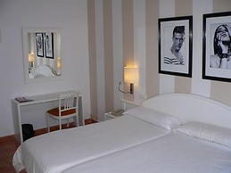 Hotel Navia Santa Ponsa