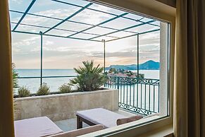 Hotel Azimut