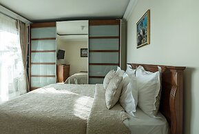Hotel Azimut