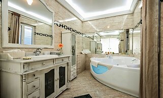 Hotel Azimut