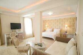Hotel Azimut
