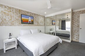 Coast Inn Motel