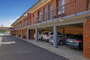 Coast Inn Motel